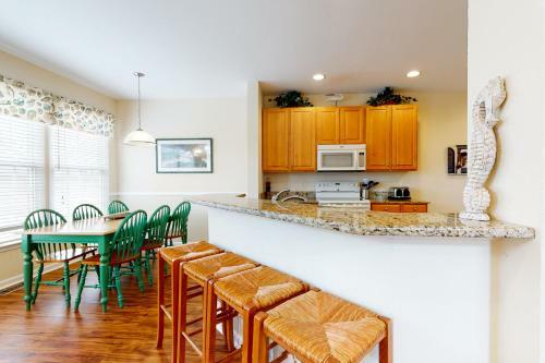 Bear Trap Dunes - 1 Village Green