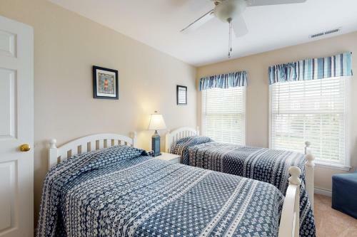 Bear Trap Dunes - 1 Village Green