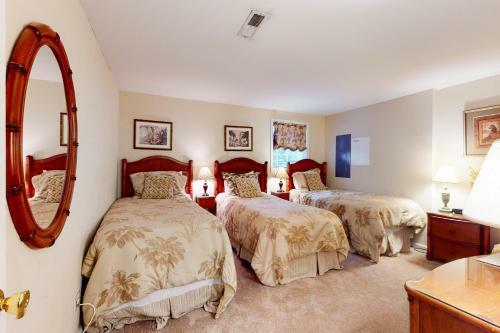 Bear Trap Dunes - 1 Village Green