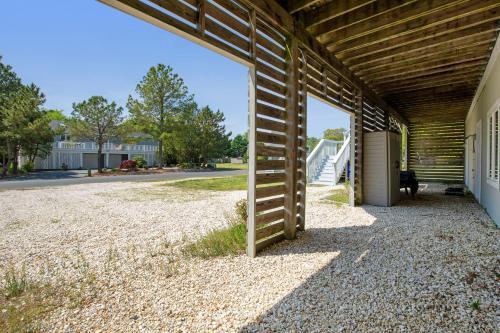 Quillens Point - 38759 Apple