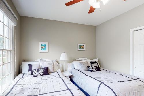 Bear Trap Dunes - October Glory III