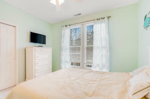 Bear Trap Dunes - 60f October Glory