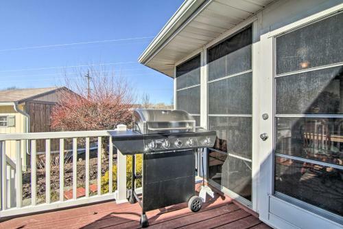 Newly Renovated Home About 3 Mi To Bethany Beach!
