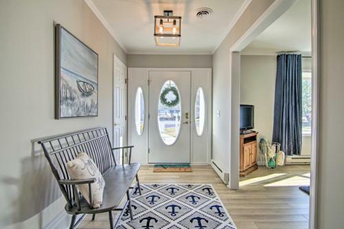 Newly Renovated Home About 3 Mi To Bethany Beach!