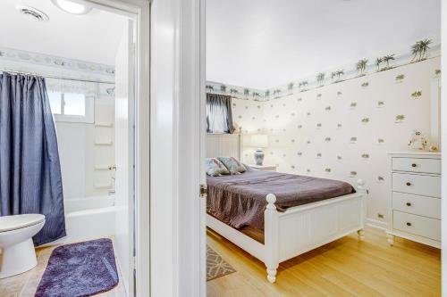 37534 Lighthouse Rd #202