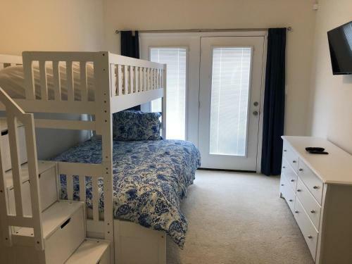 Ocean View Beach Club - 15 Bennett Point