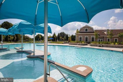 Ocean View Beach Club - 15 Bennett Point