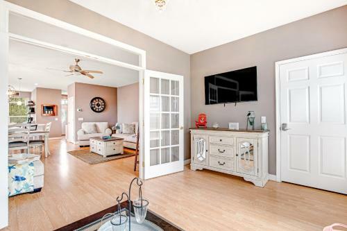 Bethany Breeze - 622 Driftwood