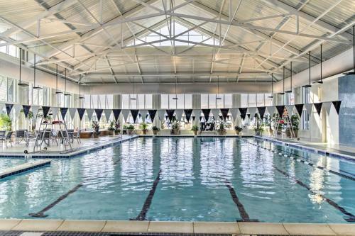 Selbyville Golf Course Home With Deck And Pool Access!