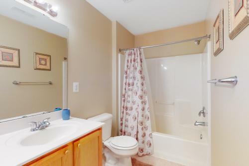 Bayview Landing - 37484 Oliver