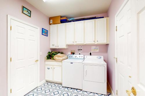 Swann Cove - 36954 Trout Terrace South