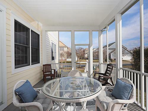 Bayside Resort - 36475 Wild Rose