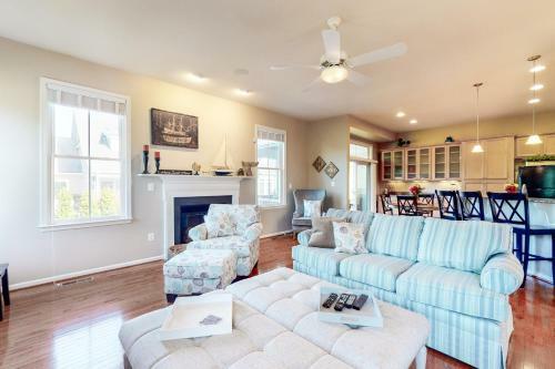 Bayside Resort - 36519 Wild Rose