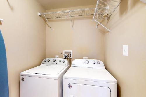 Bayside Resort - 36519 Wild Rose