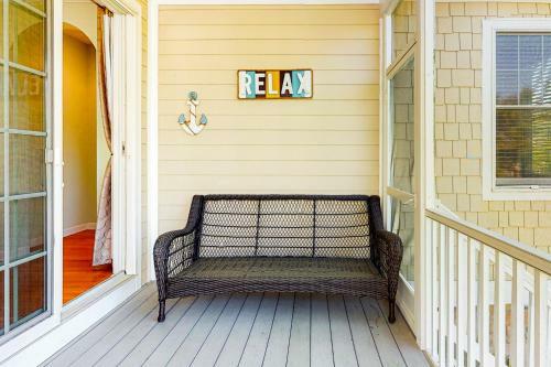 Bayside Resort - 36452 Wild Rose