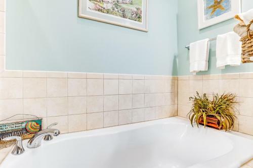 Bayside Resort - 36295 Sunflower