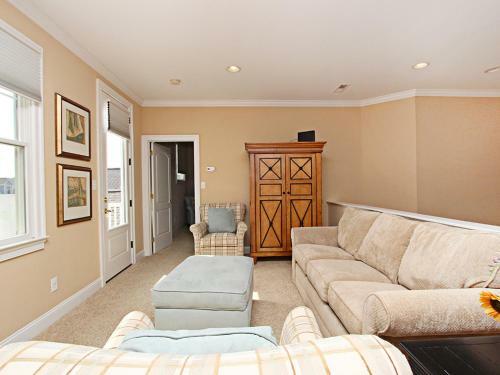 Bayside Resort - 36234 Sunflower