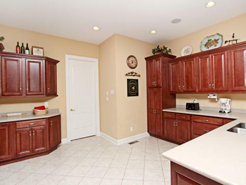 Bayside Resort - 36234 Sunflower