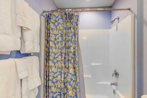 Bayside Resort - 11150 Signature