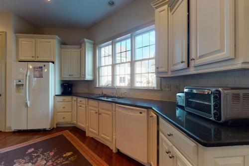 Bayside Resort - 11182 Signature