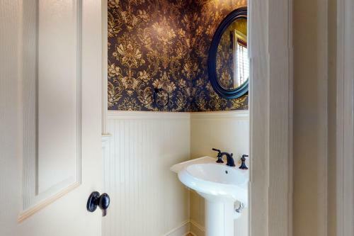 Bayside Resort - 11182 Signature