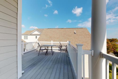 Bayside Resort - 11182 Signature