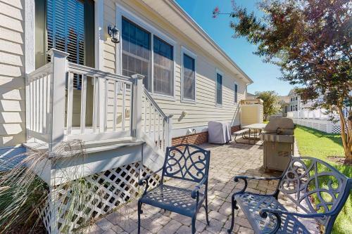 Bayside Resort - 36486 Wild Rose