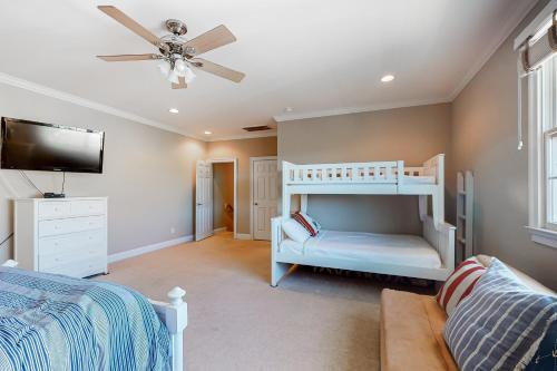 Bayside Resort - 36486 Wild Rose