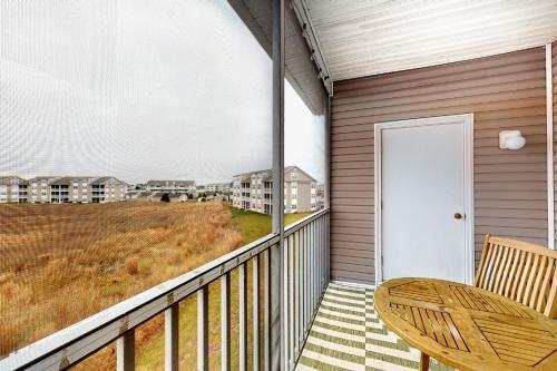 Bethany Bay - 4305 Pettinaro