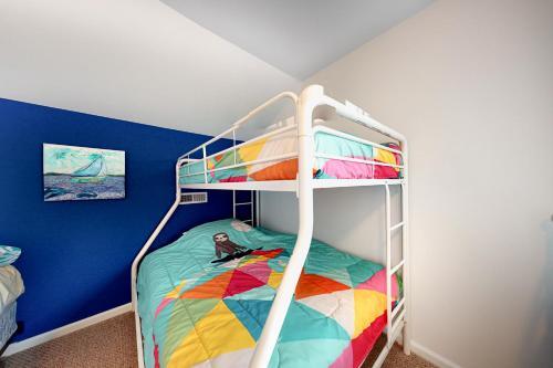 Bethany Bay - 4305 Pettinaro