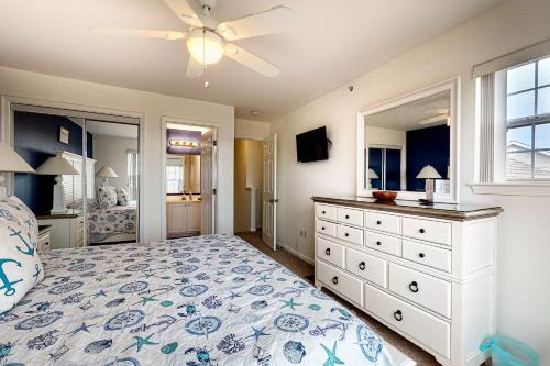 Bethany Bay - 4305 Pettinaro