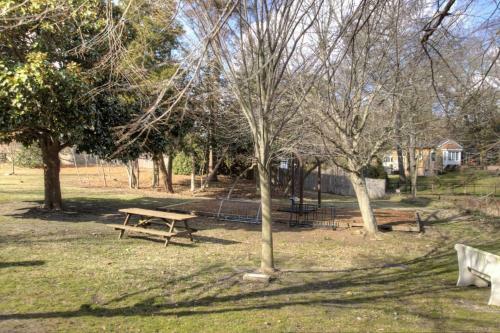 59 Maryland Ave #204