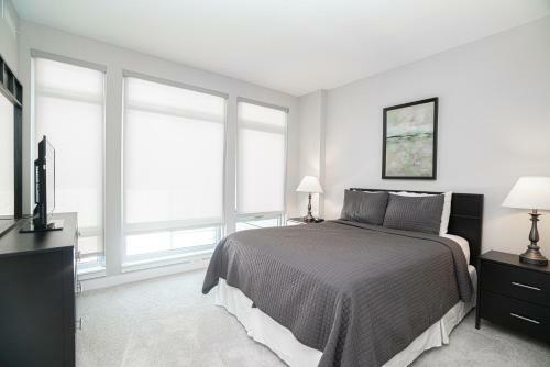 Waterfront Apartments 30 Day Rentals