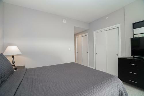 Waterfront Apartments 30 Day Rentals