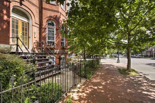 Dc Townhome - Walk To Convention Center And Museums!