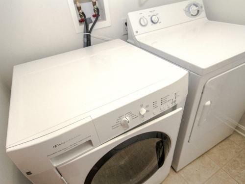 Bayside Resort - 36536 Wild Rose