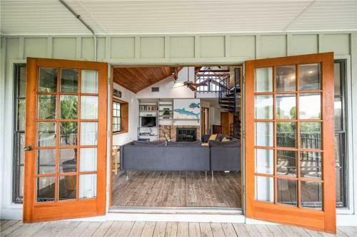 Tree Top Bungalow