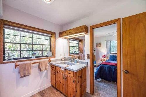 Tree Top Bungalow