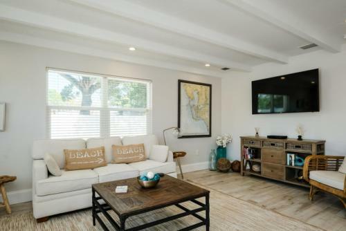 Copacabana Boaters Dream Home
