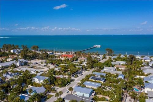 Anna Maria Island Breeze Home