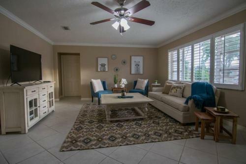 Chic Private Pool Home Minutes To Bonita Beaches