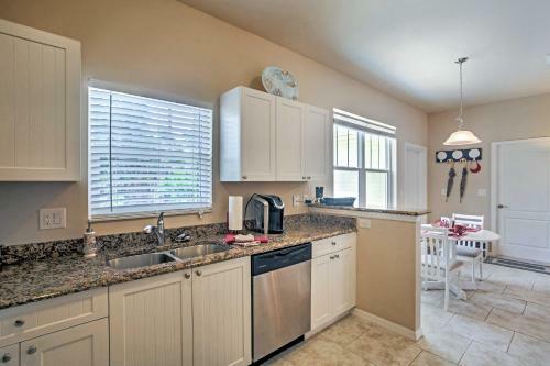 Bokeelia Cottage With Private Pool And Tiki Bar!