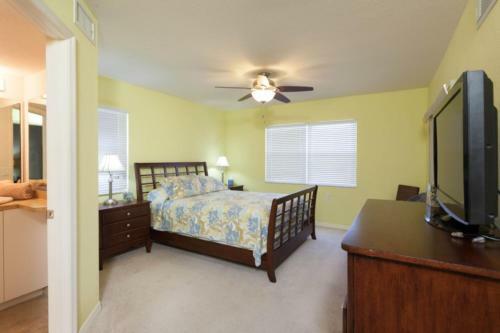 Bonita Fairways, Bonita Beach Condo