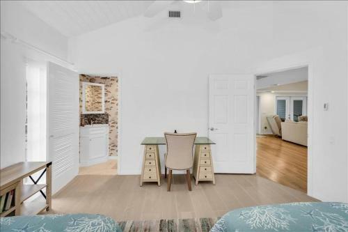 Homes-9871 Ne Gasparilla Pass Home