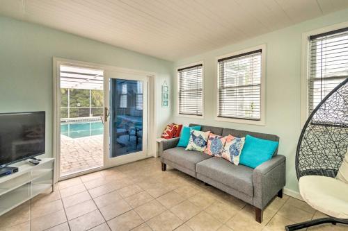 Home With Dock, Pool, Kayaks Walk To Palma Sola Bay