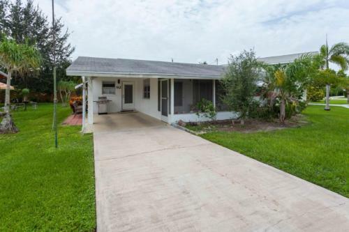 Jane's Bonita Beach Vacation Home