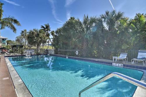 Apartamento Renovated Beach Nook With Lanai, Steps From Gulf