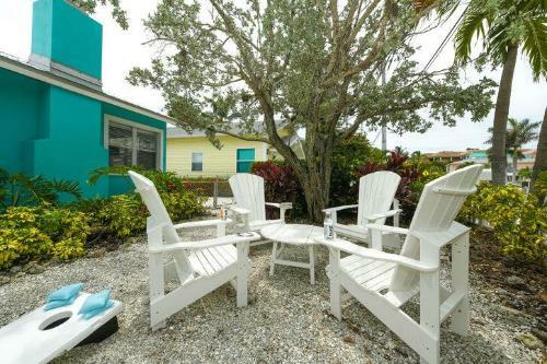 Mim's Cottage By The C Cottage