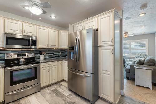 Anna Maria Island - Waterfront Escape