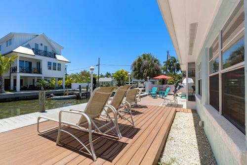 Anna Maria Island - Waterfront Escape